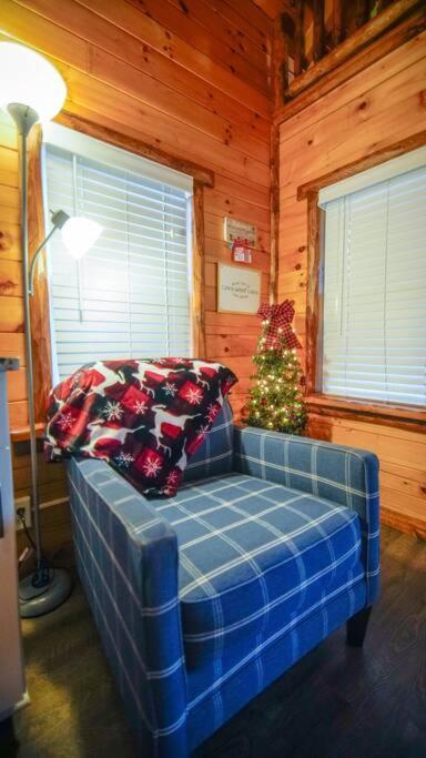אשטבולה Charming Lakeview Cabin Near Geneva-On-The-Lake! מראה חיצוני תמונה