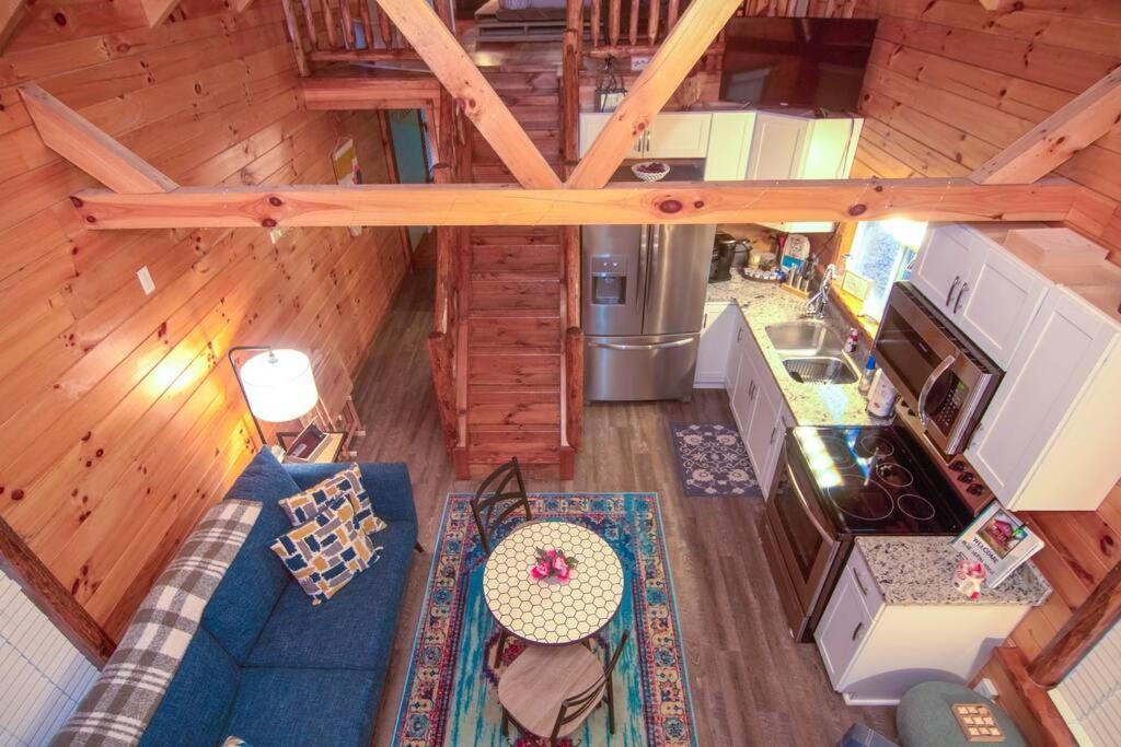 אשטבולה Charming Lakeview Cabin Near Geneva-On-The-Lake! מראה חיצוני תמונה